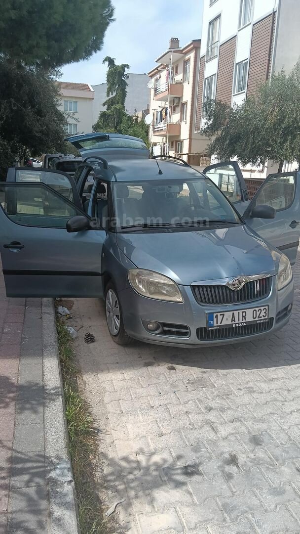 Sahibinden Skoda Roomster 1.2 2008 Model 1