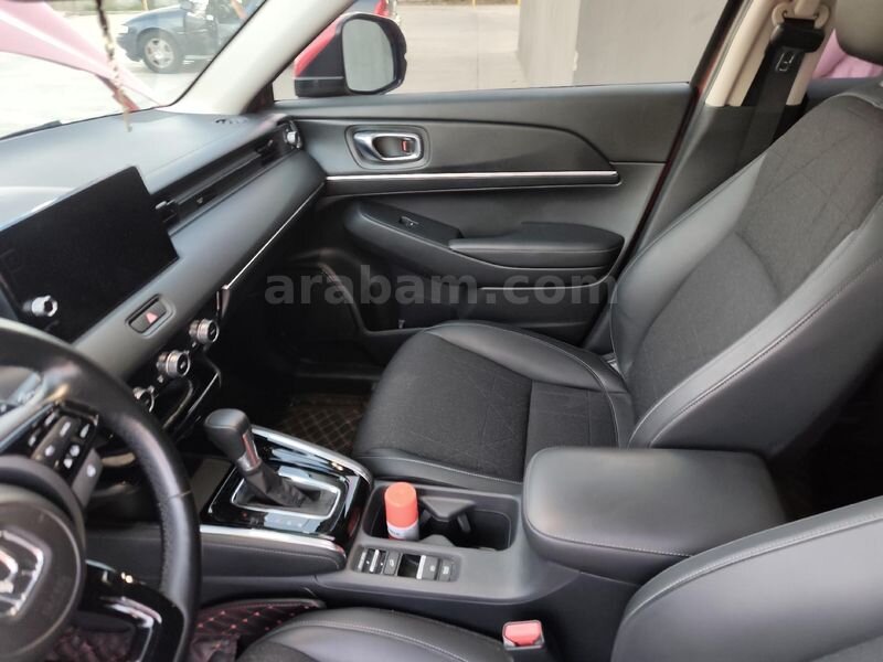 Sahibinden Honda HR-V 1.5 e-HEV Advance 2024 Model 2