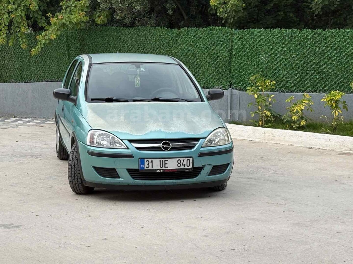 Sahibinden Opel Corsa 1.2 Essentia 2004 Model 98.000 KM Yeşil 1