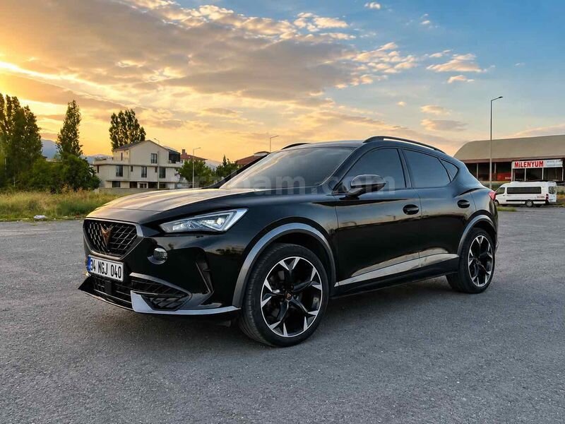 Sahibinden Cupra Formentor 1.5 TSI 2022 Model 115 Binde Hatasız Boyasız Tramersiz 3