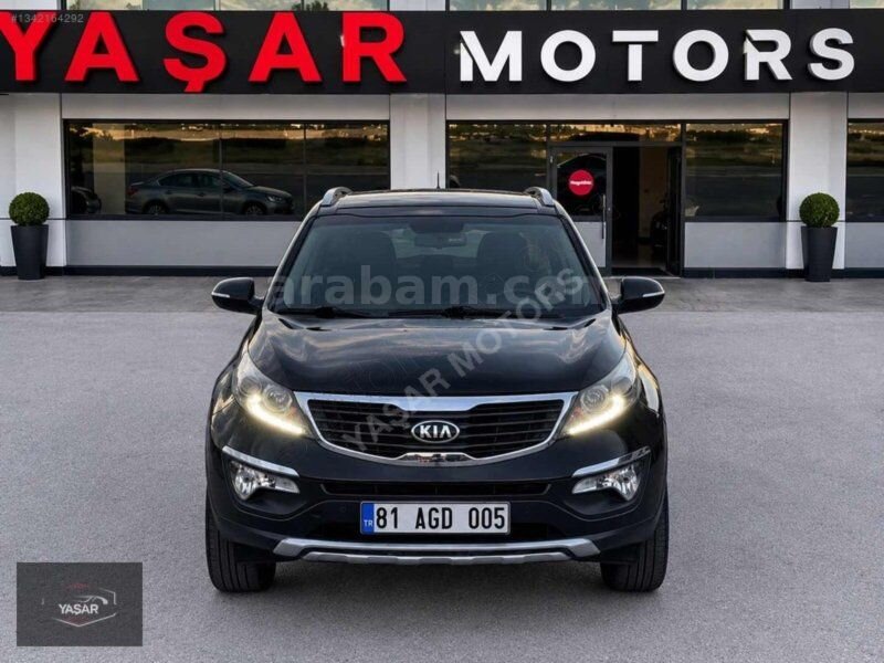 YAŞAR MOTORS'DAN 2013 KİA SPORTAGE 86.000 KM HATASIZ