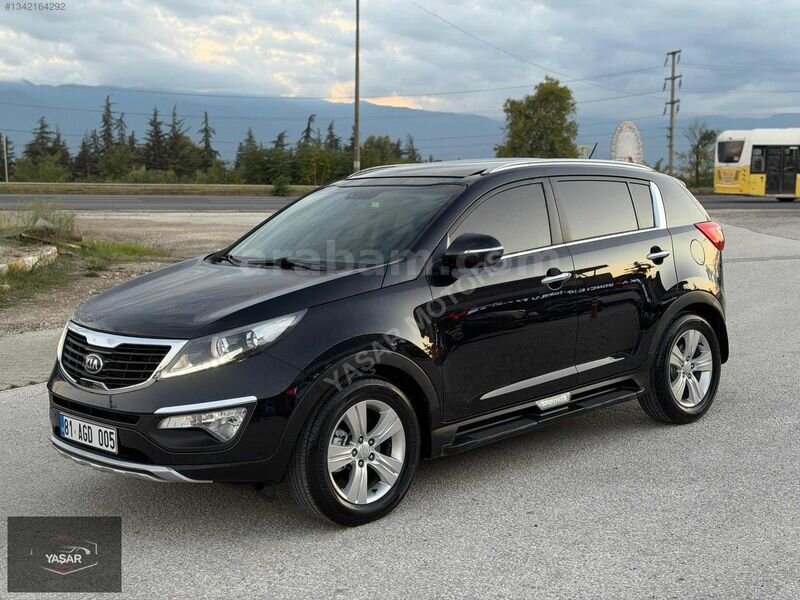 YAŞAR MOTORS'DAN 2013 KİA SPORTAGE 86.000 KM HATASIZ 3