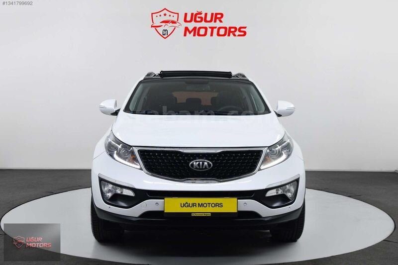 -UĞUR MOTORS`TAN 350 BİN PEŞİNATLA KIA SPORTAGE OTOMATİK CAM 3