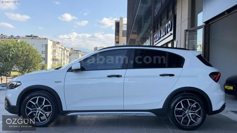 ÖZGÜN 2025 EGEA CROSS 1.6M.JET OTOMATİK -HATASIZ-BOYASIZ KK12AY 6