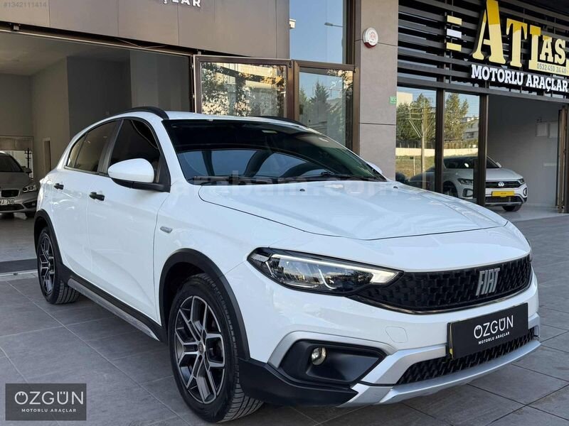 ÖZGÜN 2025 EGEA CROSS 1.6M.JET OTOMATİK -HATASIZ-BOYASIZ KK12AY 4