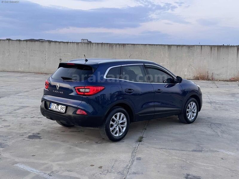 -KMR-2015 KELEPİR BENZİNLİ 82.000KM TOUCH RENAULT KADJAR 3