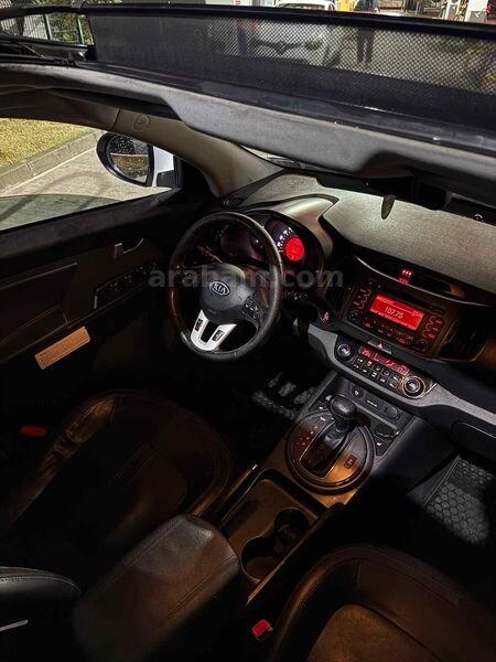 Sahibinden Kia Sportage 2.0 CRDi 4x4 2011 Model 310.000 KM Beyaz 4