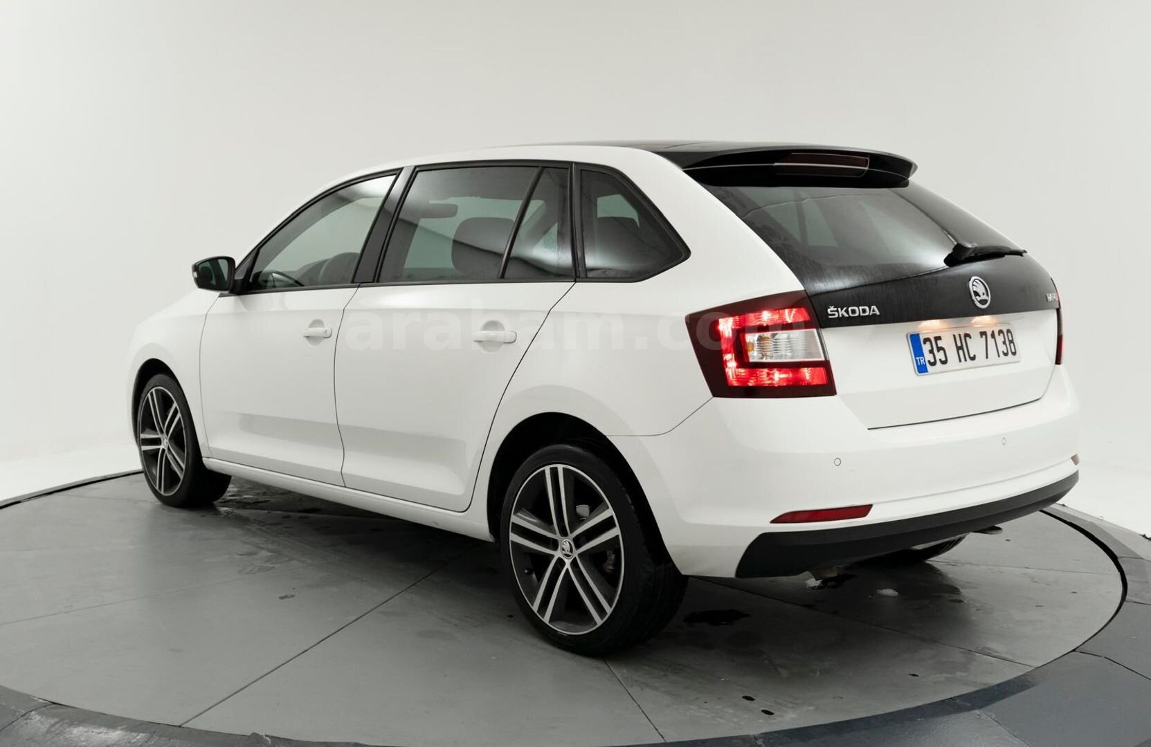 Sahibinden Skoda Rapid 1.6 TDI GreenTec Style 2015 Model 7