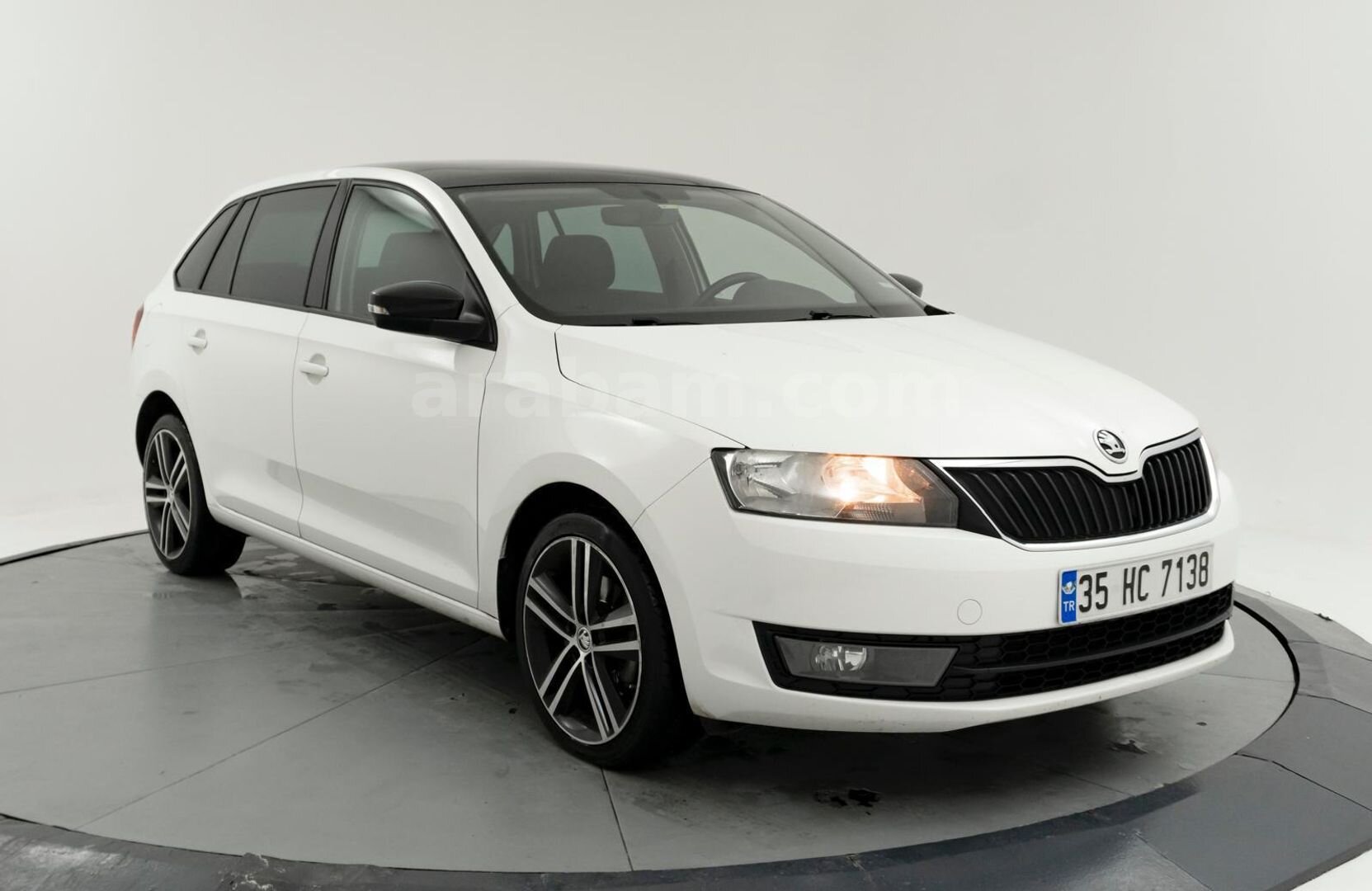 Sahibinden Skoda Rapid 1.6 TDI GreenTec Style 2015 Model 5