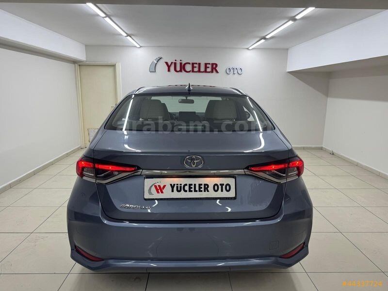 YÜCELER OTODAN 2022 MODEL TOYOTA COROLLA DREAM 1.5 MULTİDRİVES 6
