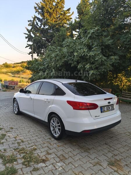 Sahibinden Ford Focus 1.6 TDCi Trend X 2016 Model Adıyaman 168.000 KM Beyaz 6