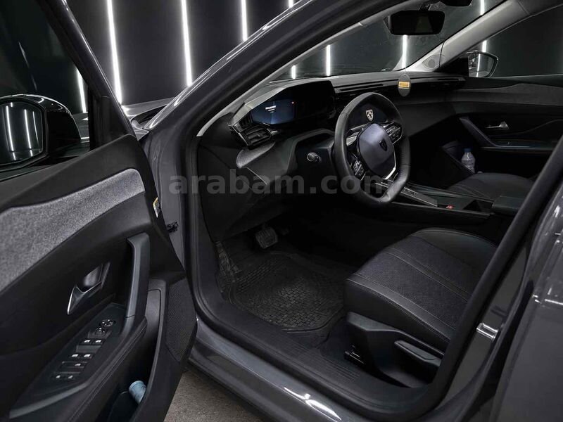 Sahibinden Peugeot 408 1.2 Hybrid Allure 2025 Model 6