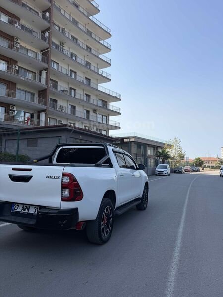 Sahibinden Toyota Hilux 2.4 D-4D 4x2 Adventure 2025 Model 4