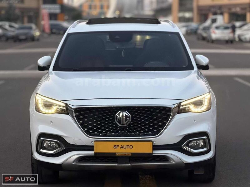 SF AUTO'DAN HATASIZ BOYASIZ DEĞİŞENSİZ 89.***KM'DE İÇİ KIRMIZI 1