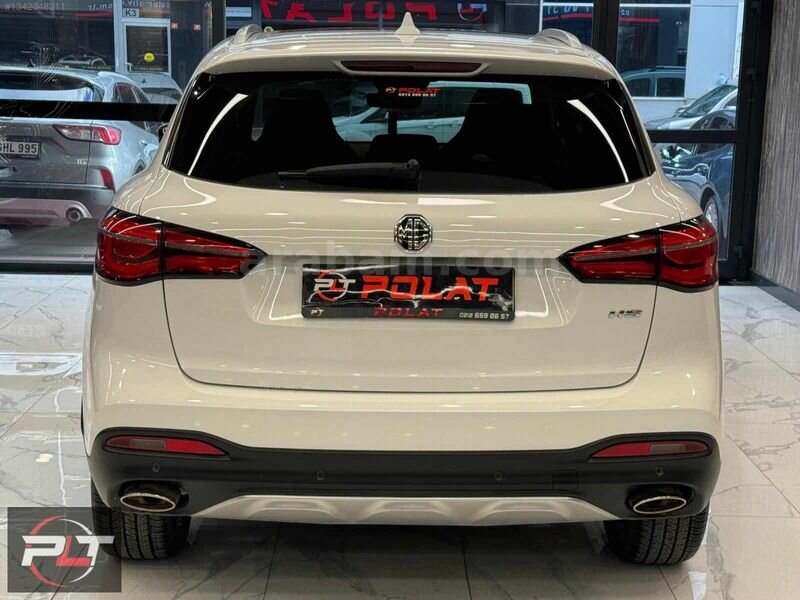 POLAT'TAN 2023 MG HS 1.5 T-GDI LUXURY CAM TAVAN SENET VE KREDİ 7