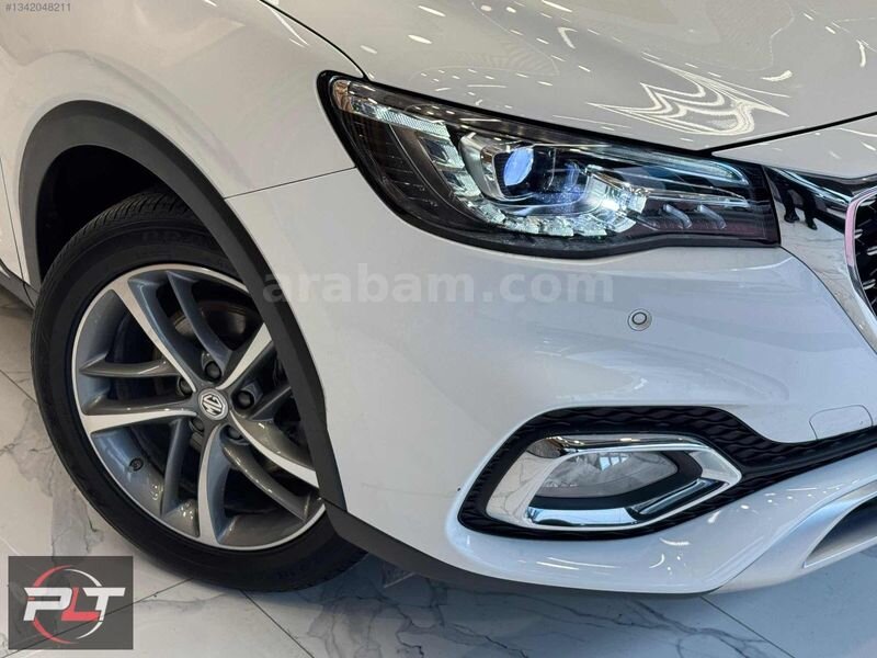 POLAT'TAN 2023 MG HS 1.5 T-GDI LUXURY CAM TAVAN SENET VE KREDİ 5