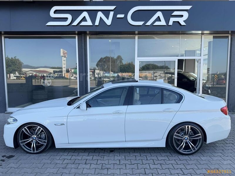 //SAN-CAR//2012 BMW 520d COMFORT/ 4