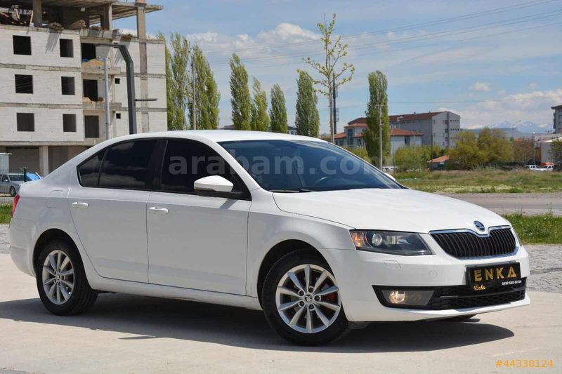 2013/ELEGANCE-CR/OPSİYONLU/OCTAVİA 3