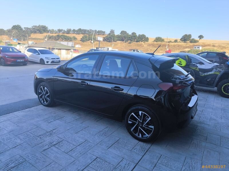 2025 HATASIZ 13 BİN KM CAM TAVAN K.ISITMA CORSA GS %20 FATURA 5