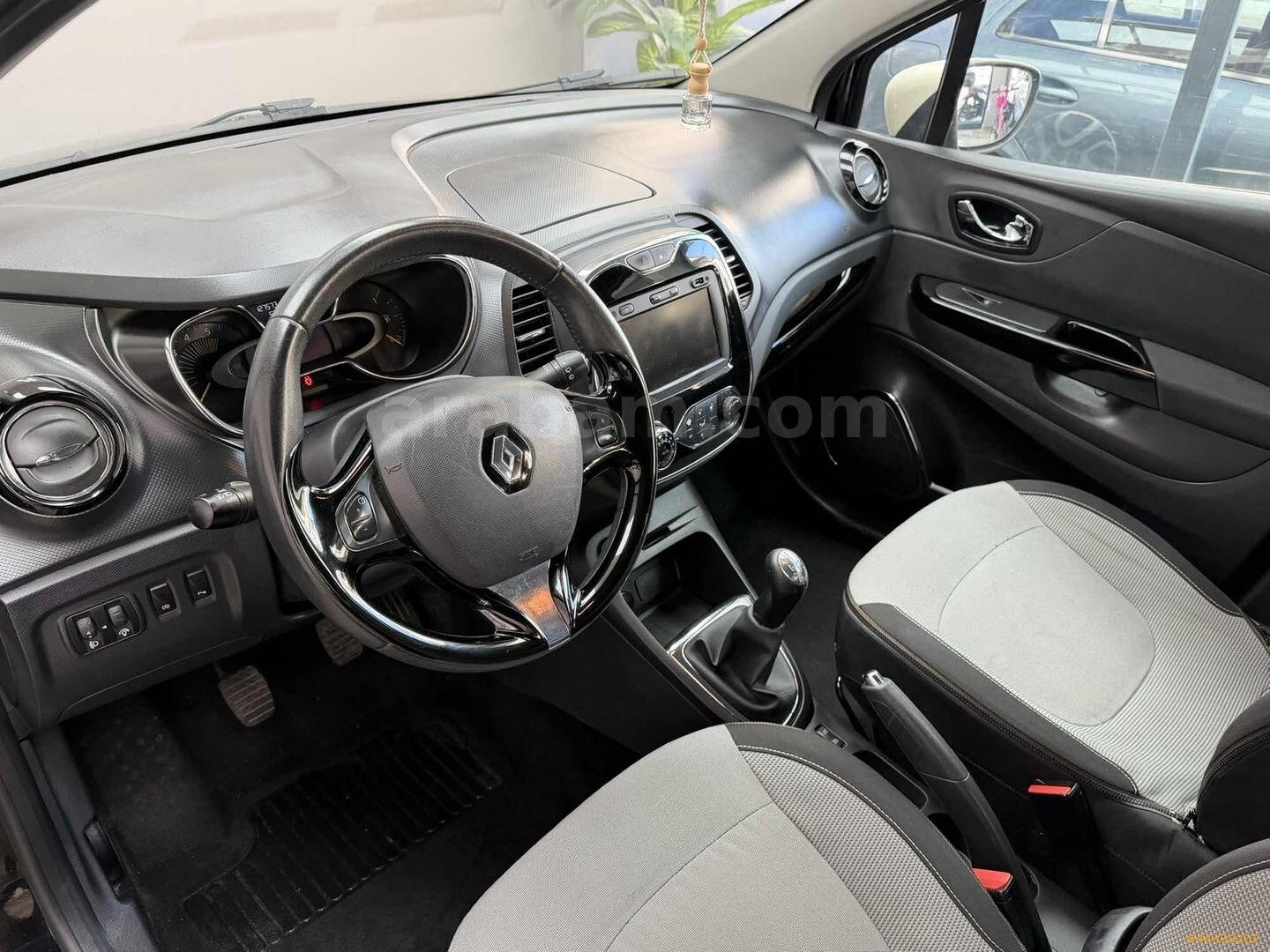 RENAULT CAPTUR 1.5 DCI ICON İLK SAHIBNDEN DÜŞÜK KM 7