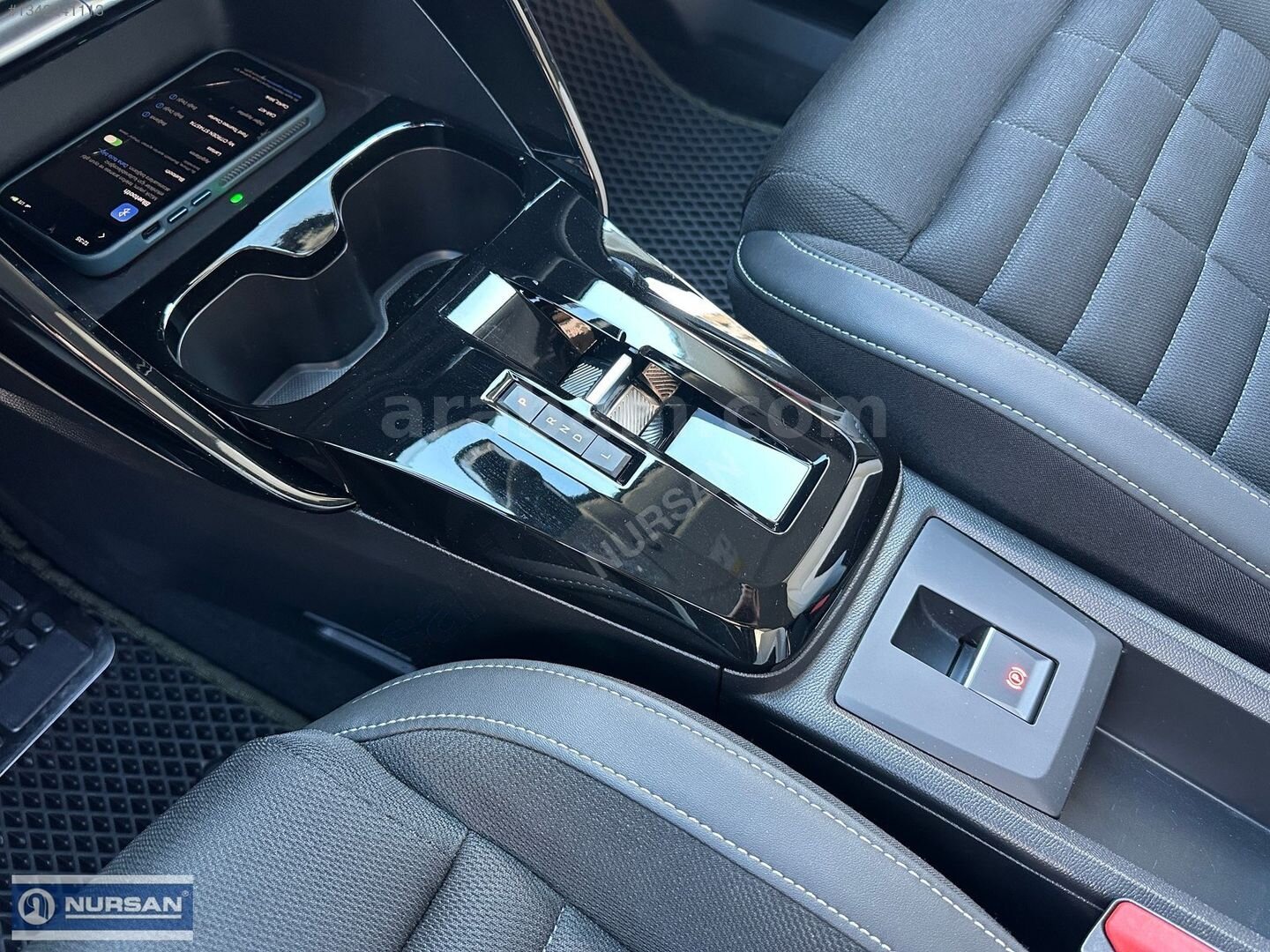 NURSAN - HATASIZ! 2025 CİTROEN C3 AİRCROSS MHEV OV MAX ÇİFT RENK 4