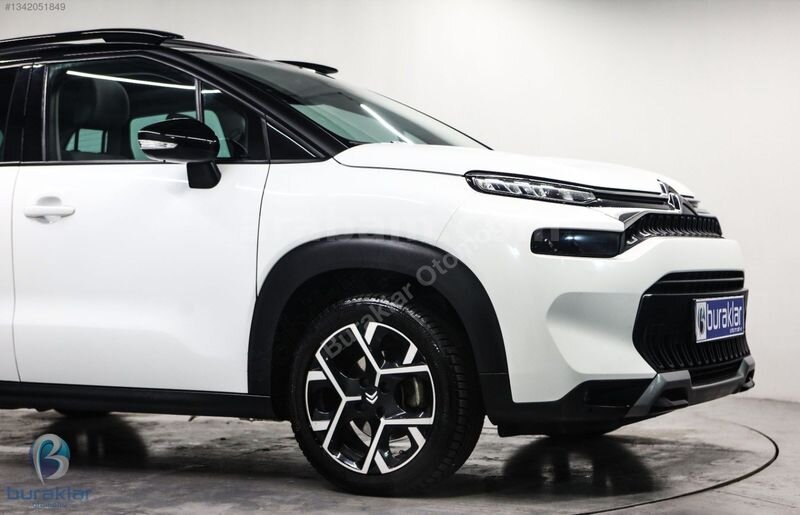 BURAKLAR'DAN 2023 CİTREON C3 AİRCROSS 1.2 PURETECH SHİNE 4