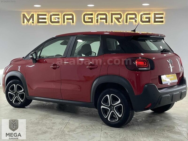 MEGA GARAGE 2023 CİTROEN C3 AİRCROSS FEEL 1.2 BOYASIZ TRAMERSİZ 2