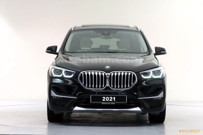 ÖZTORUN OTO - 2021 - BMW X1 sDrive16d - X Line-Comfort-Executive 4