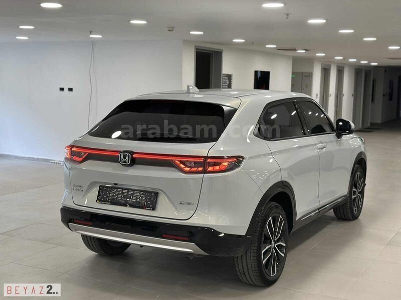 BEYAZ 2.ELDEN 2023 HR-V 1.5 E-HEV HYBRİD ADVANCE/BOYSZ/SRVS BKML 4