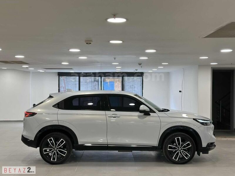 BEYAZ 2.ELDEN 2023 HR-V 1.5 E-HEV HYBRİD ADVANCE/BOYSZ/SRVS BKML 3
