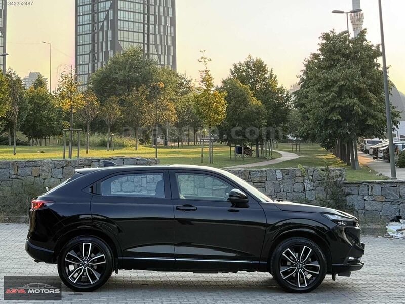 2023 - 37.000KM - 1.5 HR-V - HİBRİT - K.KARTI 4