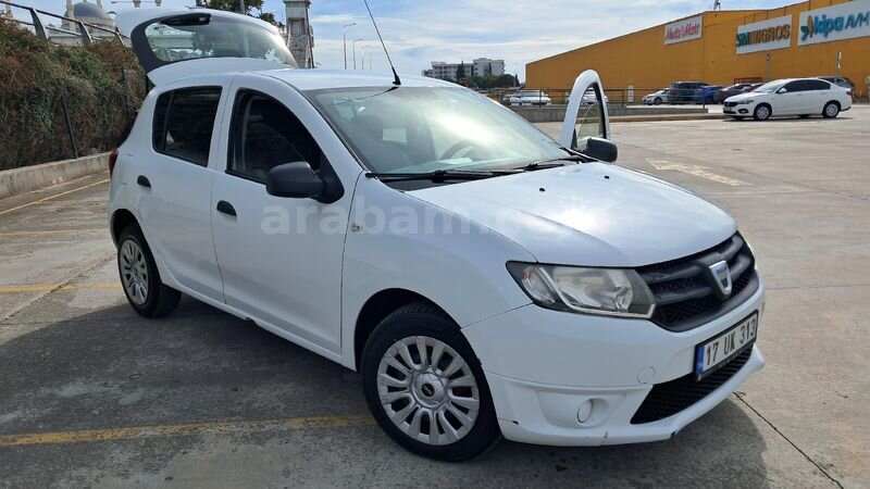 Sahibinden Dacia Sandero 1.5 dCi Ambiance 2013 Model Çanakkale 136.000 KM Beyaz 4