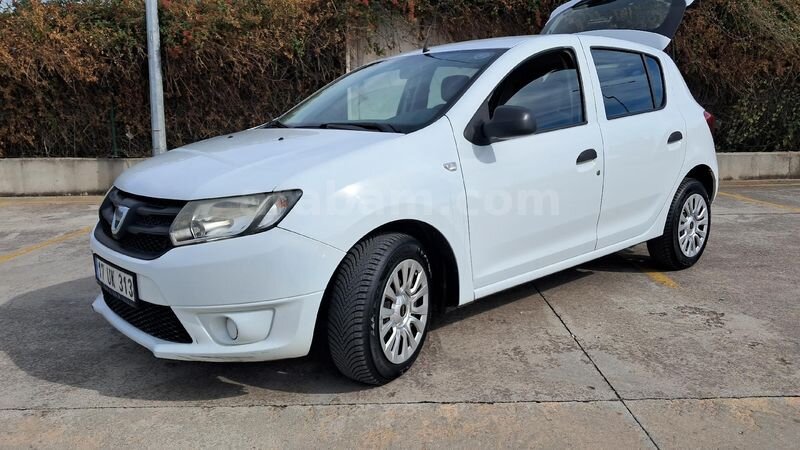 Sahibinden Dacia Sandero 1.5 dCi Ambiance 2013 Model Çanakkale 136.000 KM Beyaz