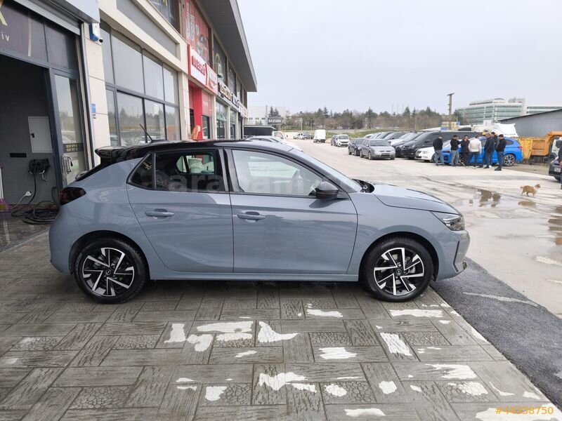2025 HATASIZ 21 BİN KM CAM TAVAN K.ISITMA CORSA GS %20 FATURA 7