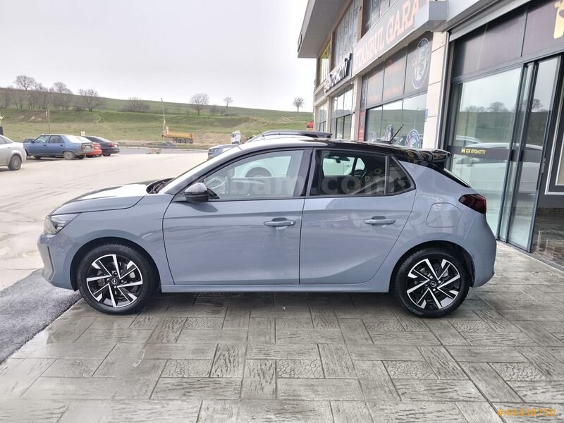 2025 HATASIZ 21 BİN KM CAM TAVAN K.ISITMA CORSA GS %20 FATURA 4