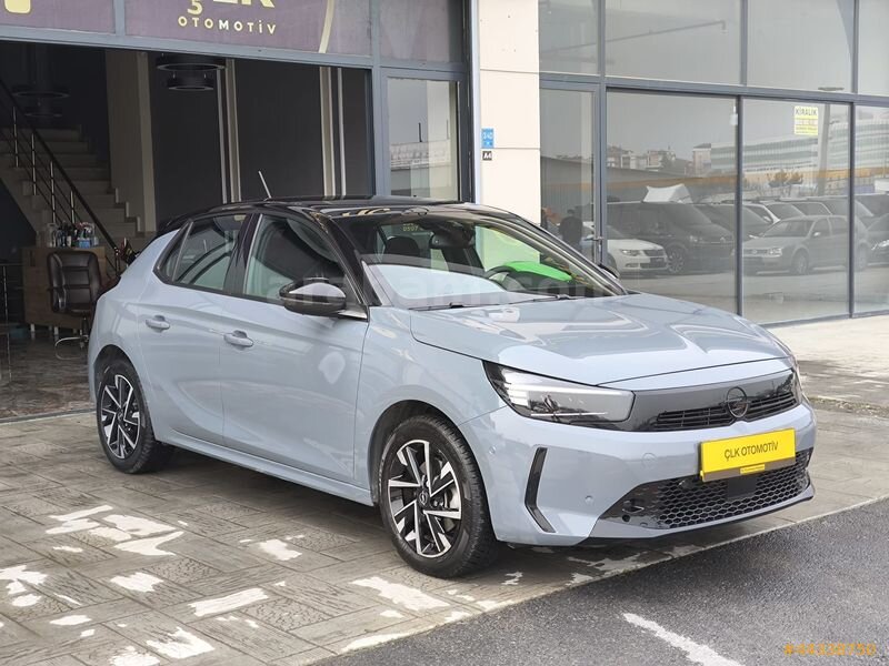 2025 HATASIZ 21 BİN KM CAM TAVAN K.ISITMA CORSA GS %20 FATURA 6