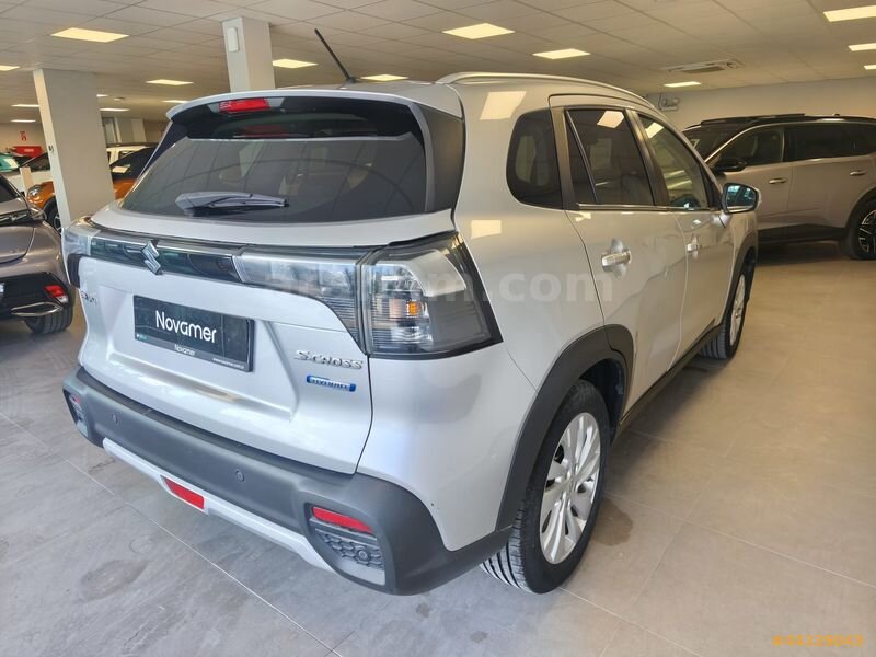NOVAMER 2. EL 2022 S-Cross 1.4 Mhev Allgrip GL Elegance 4X4 5
