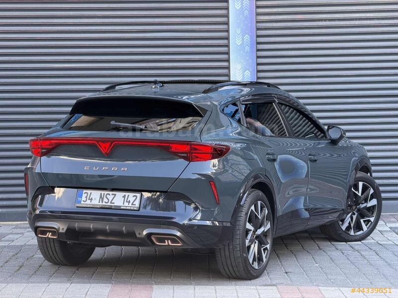 2025 BOYASIZ FORMENTOR 1.5 E-HYBRİD 204 BG 45.000 KM CAM TAVAN 4