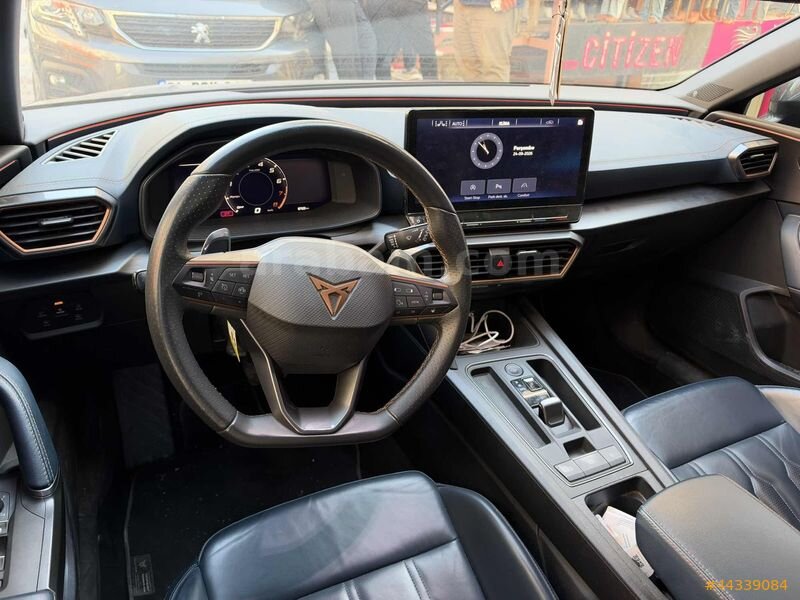 AKD SILA'DAN CUPRA*LEON*2023*1.5ETSI*MHEV*CAM*TAVAN*DERİ*KOLTUK 4