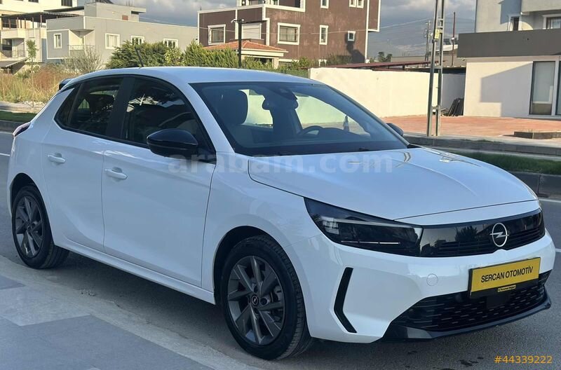 SERCAN OTO'DAN 2025 CORSA 1.2 T EDİTİON AT8 BOYASIZ GENİŞ EKRAN 4