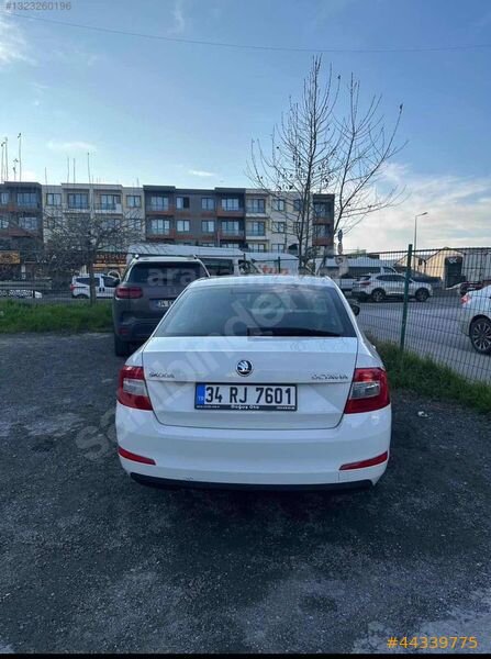 3E CAR DAN SKODA OCTAVİA DİZEL OTOMATİK 6