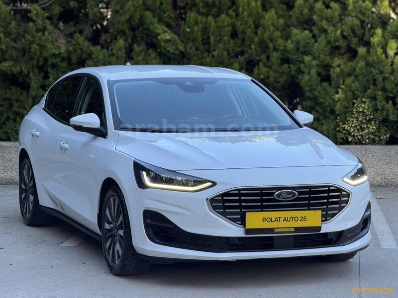 İLK ELDEN 2024 FORD FOCUS 1.5 TİTANİUM STİL BOYASIZ 9.800 KM 5