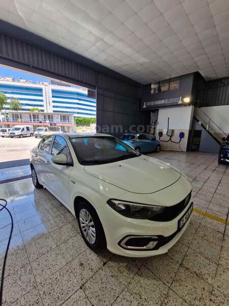Sahibinden Fiat Egea 1.3 Multijet Easy 2022 Model 153.500 KM Beyaz 3