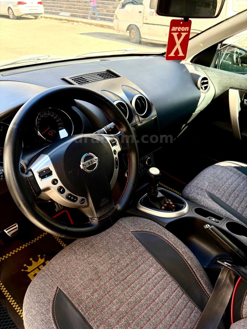 Sahibinden Nissan Qashqai 1.5 dCi Tekna Sky Pack 2012 Model 3