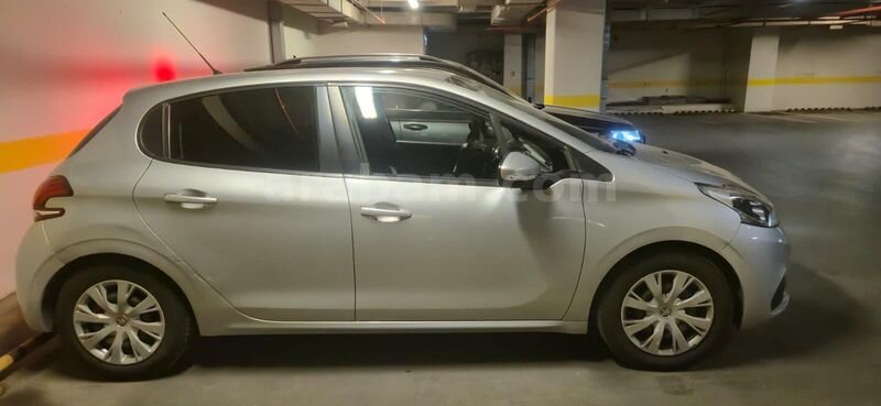 [ACİL] Sahibinden Peugeot 208 1.2 PureTech Active 2017 Model 2