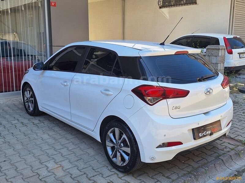 Sorunsuz... Otomatik... 2017 Hyundai İ20 1.4 MPI Style... 7