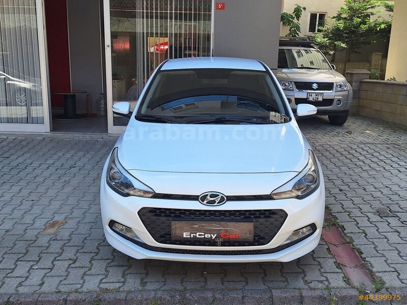Sorunsuz... Otomatik... 2017 Hyundai İ20 1.4 MPI Style... 2