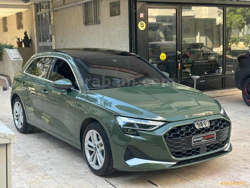 2025 A3 35TFSI ADVANCED+PREMIUM LANSMAN RENK 13.000KM HATASIZ 2