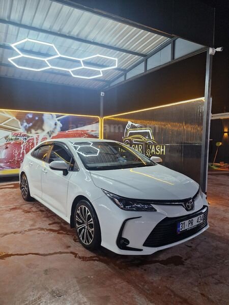 Sahibinden Toyota Corolla 1.6 Vision 2020 Model 80.000 KM Beyaz 4