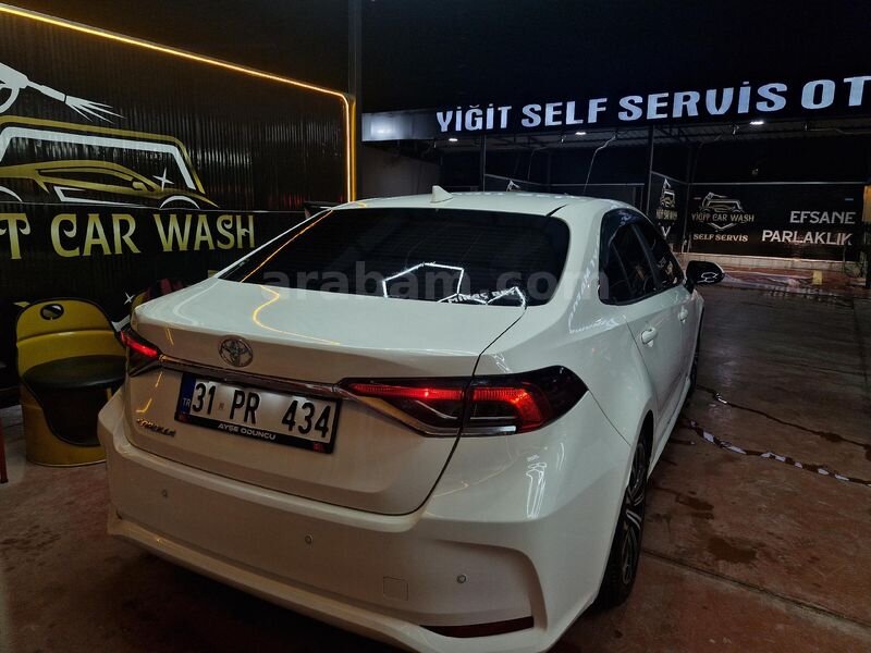Sahibinden Toyota Corolla 1.6 Vision 2020 Model 80.000 KM Beyaz 6